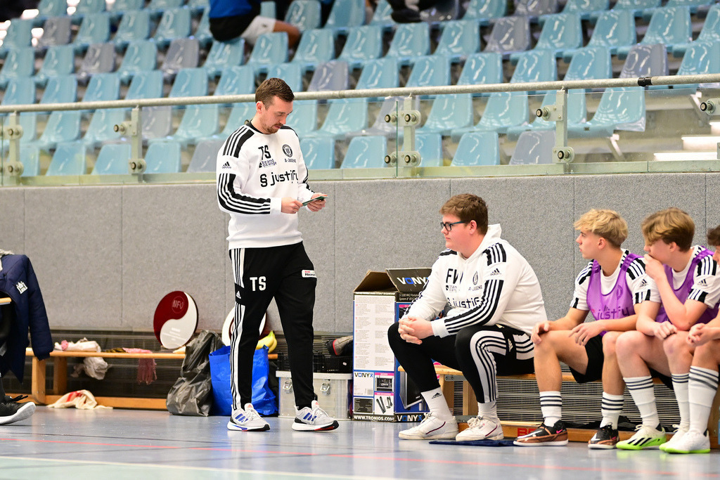 Futsal I A-Junioren I Saison 2023-2024 I NORDFV I Regionalmeisterschaft I TSV Pansdorf - SV Arminia Vechelde | Der Sportfotograf. - Realisiert mit Pictrs.com
