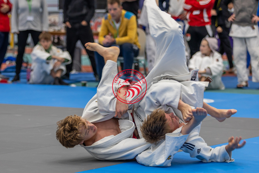 Internationaler Adler Cup 2024 | Foto vom Internationalen Adler Cup Judo Turnier im Sport- und Freizeitzentrum Kalbach im Oktober 2024 - Realisiert mit Pictrs.com