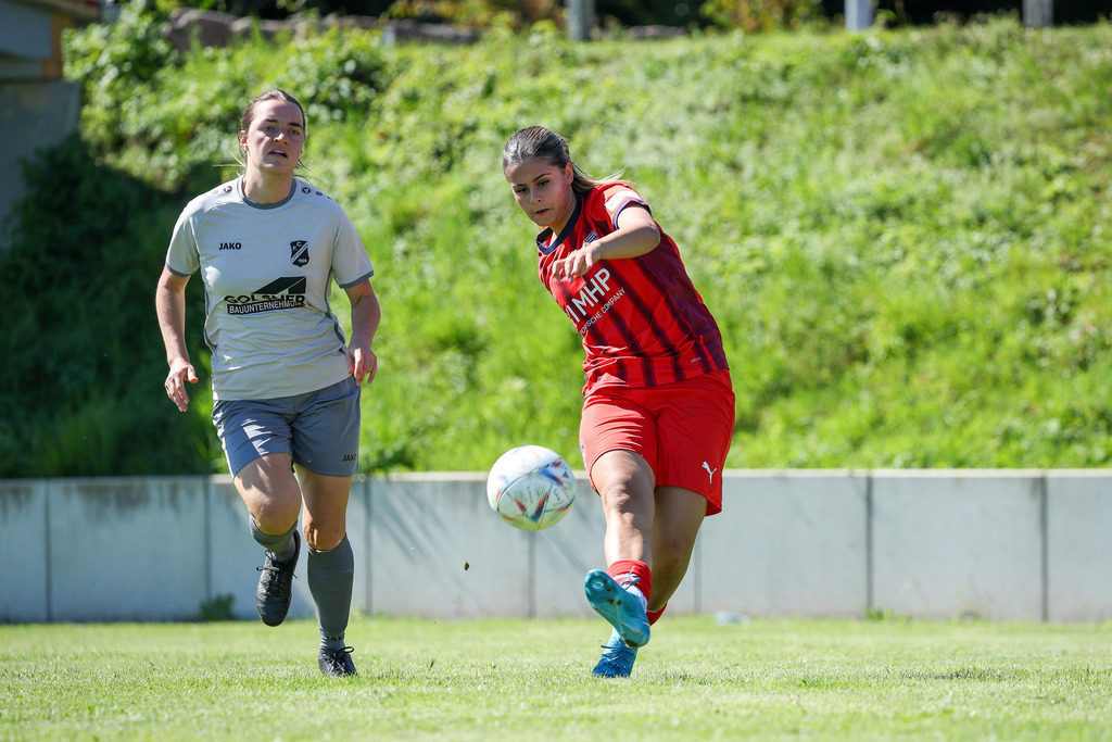 Fußball I FRAUEN I Saison 2025-2026 I Freundschaftsspiel I FC Loppenhausen - 1FC Heidenheim 1846 II I_250831_0011 | Fotopresso – Sportfotografie in Heidenheim & Umgebung. Professionelle Sportfotografie für unvergessliche Momente. Dynamische Action-Shots, emotionale Szenen & hochwertige Bilder. - Realisiert mit Pictrs.com