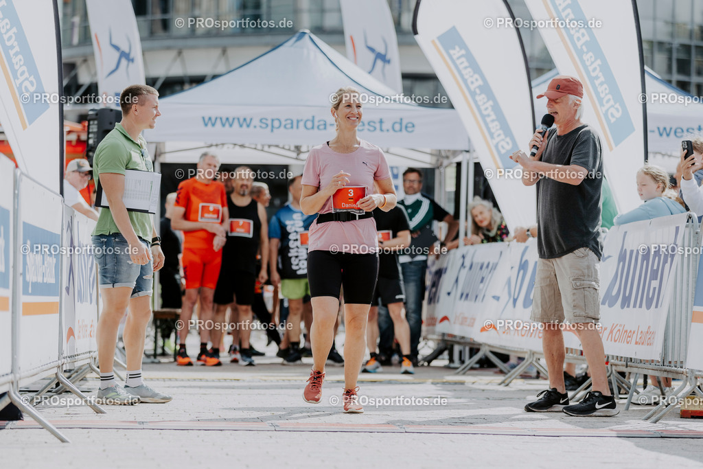 240825_Treppenlauf-47 | Professionelle Fotos Ihrer Laufsportveranstaltung.