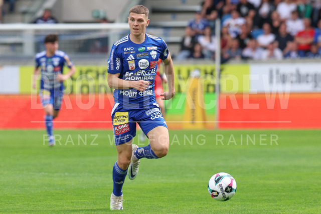 TSV Egger Glas Hartberg vs SK Rapid Wien – Championship Group    | Hartberg, Austria, 19.Apr.26 - SOCCER - ADMIRAL Bundesliga, TSV Egger Glas Hartberg vs SK Rapid Wien. The image shows Elias Havel (Hartberg). 