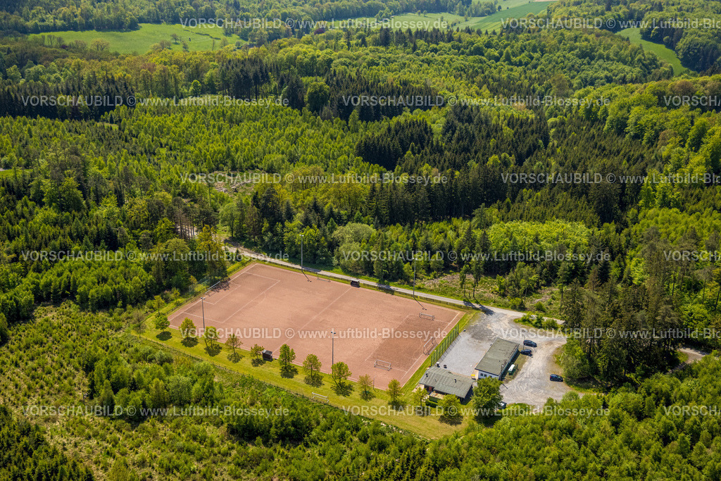Sundern230504526Hoevel | Luftbild, Sportplatz im Wald Zum Rohnscheid, FC Sauerlandia 1911, Hövel, Sundern, Sauerland, Nordrhein-Westfalen, Deutschland