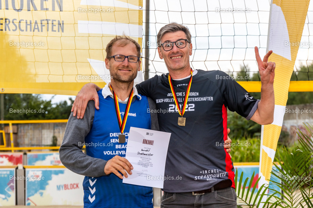 2022-00063235-Deutsche-Seniorinnen-Meisterschaft |  11.09.2022; Berlin Foto: Gerold Rebsch - www.beachpics.de
