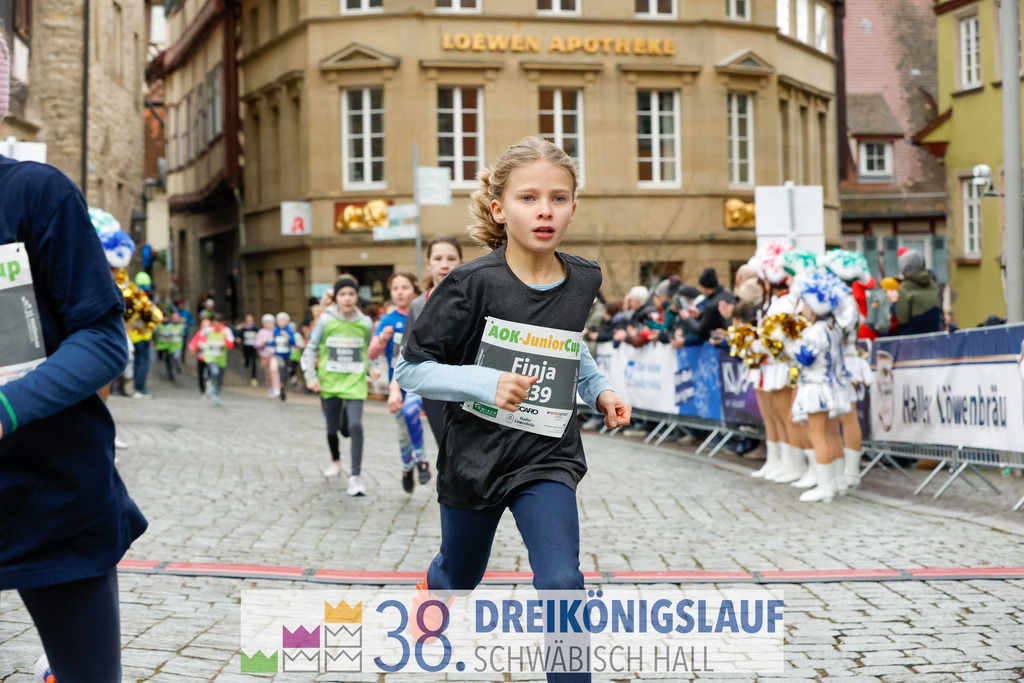 400m AOK Junior Cup | 3 Koenigslauf 2024 400m AOK Junior Cup - Realisiert mit Pictrs.com