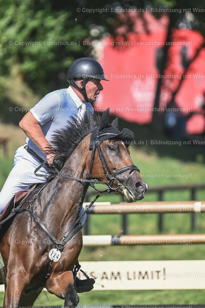 20230908_21_Punktespringen_M_0091 | equistock