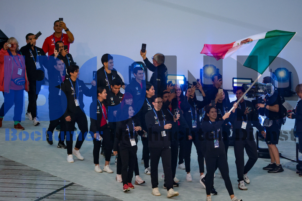 SES_TTGOPC20250716-95 | bond - Realisiert mit Pictrs.com