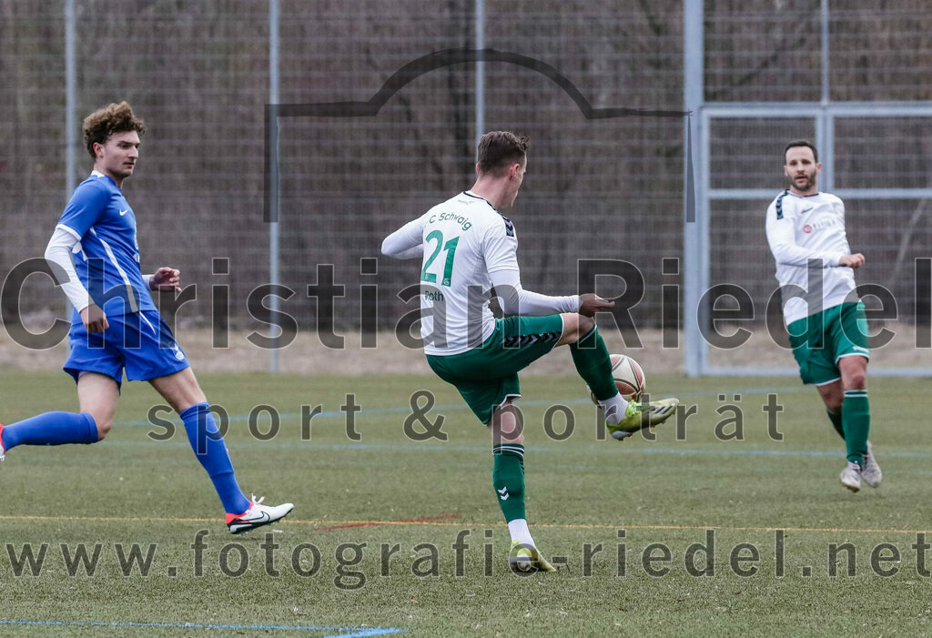 2024-02-17_033_FC_Schwaig_gegen_SV_Kranzberg | Marzling, Deutschland, 17.02.2024:
Fußball, Landesliga Südost 2023 / 2024, Testspiel, FC Schwaig gegen SV Kranzberg, Endergebnis: 4:1

Leon Roth (FC Schwaig, #21)

Foto: Christian Riedel / fotografie-riedel.net