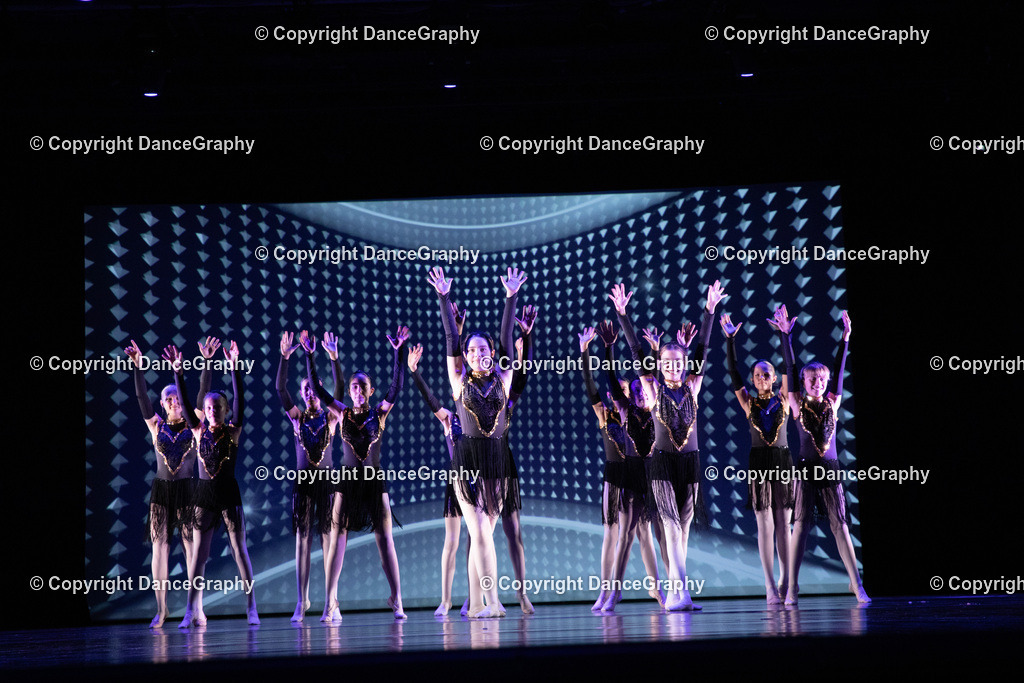 GPHY6199 | DanceGraphy - Realisiert mit Pictrs.com