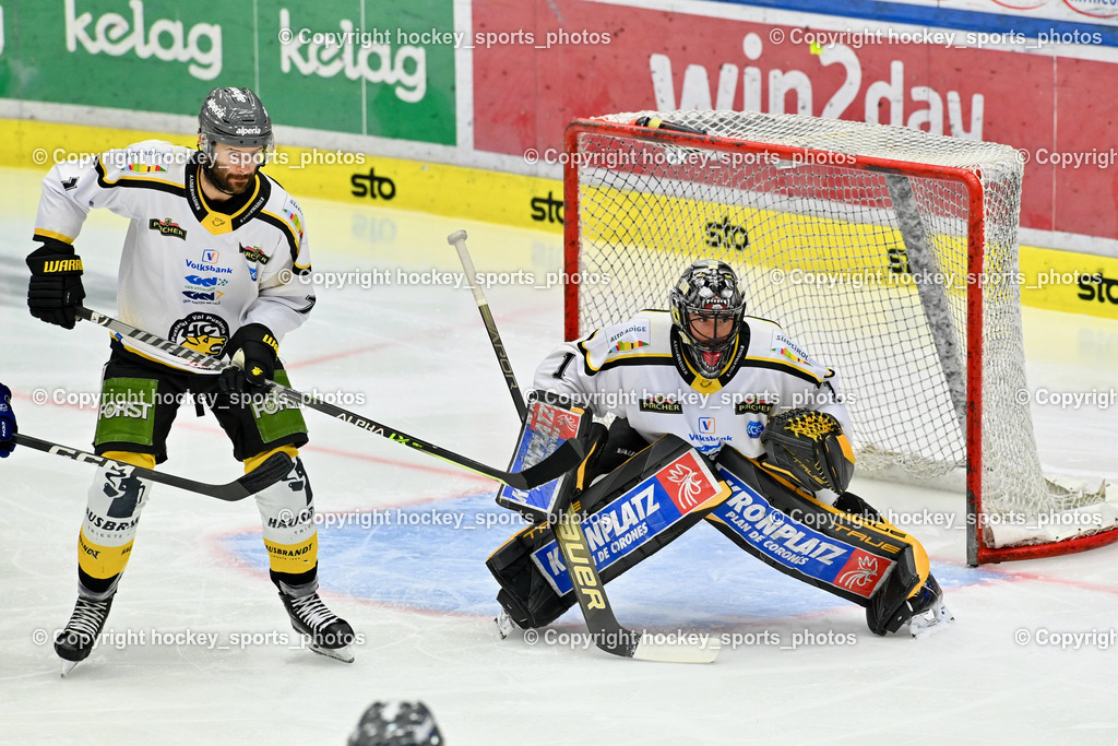 EC IDM Wärmepumpen VSV vs. HC Pustertal 8.10.2023 | #7 ALTHUBER Ivan HC Pustertal, #1 SMITH Jacob HC Pustertal, EC IDM Wärmepumpen VSV vs. HC Pustertal 8.10.2023, EC IDM Wärmepumpen VSV vs. HC Pustertal am 08.10.2023 in Villach (Stadthalle Villach), Austria, (Photo by Bernd Stefan)