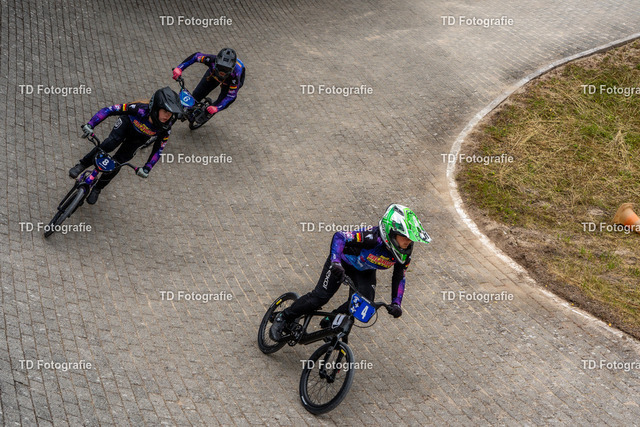 BayBMX2026-05071 | Fotogalerie von Thomas Dettweiler mit Eventbildern und lizenzfreien Fotos. Perfekt als Wandbild, für Büro, Website oder private Nutzung. - Realisiert mit Pictrs.com