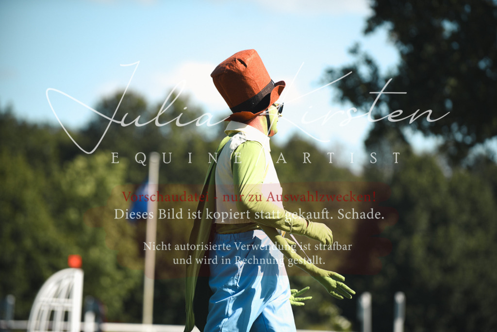 DSC_7502 | Pferde- und Turnierfotografie in Westsachsen. Pferdeportraits, Auftragszeichnungen und intuitive Kunst.