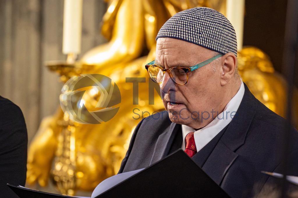 RR5M7863 | Firmung Klagenfurt-Dom 19.05.2024 8 Uhr