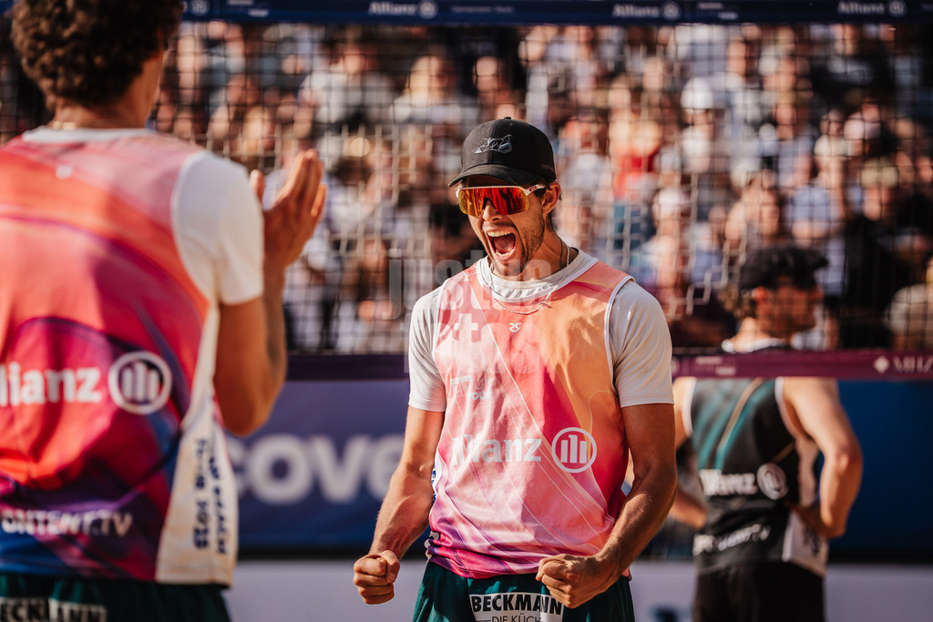 Beachvolleyball | Männer | Allianz German Beach Tour 2025 | Tourstop Düsseldorf | 17.05.2025 | Niklas Held jubelt