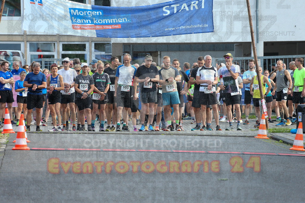 250801_1804_EX1_6321 | Sportfotografie im Rhein-Sieg Kreis, Köln, Bonn, NRW, Rheinland Pfalz, Hessen, etc. Unser Tätigkeitsfeld umfasst den Laufsport vom Volkslauf über den Marathon, Duathlon, Triathon bis zum Ultralauf wie Kölnpfad Ultra oder Schindertrail.