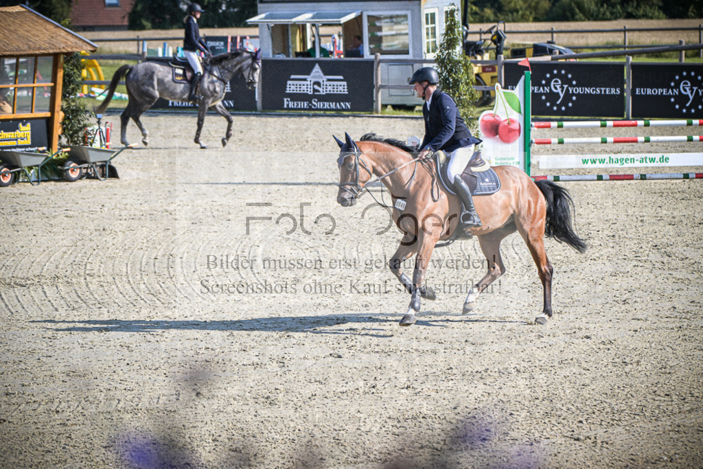 DOS_0039 | Entdecke hochwertige Reitturnierfotos von Foto Oger. Professionell, emotional und authentisch – jetzt Lieblingsmomente im Shop bestellen.Deutschlandweite Turnierfotografie. - Realisiert mit Pictrs.com