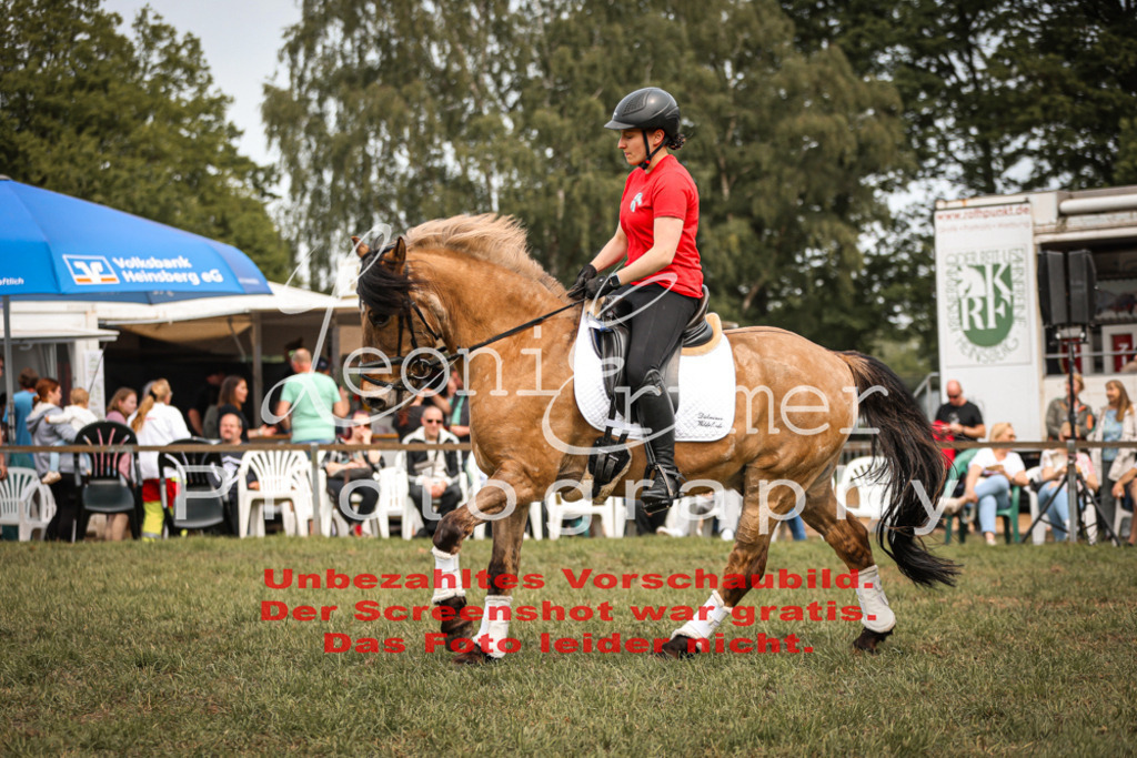 ShowSo00023 | Leoni Ertmer Photography - Realisiert mit Pictrs.com