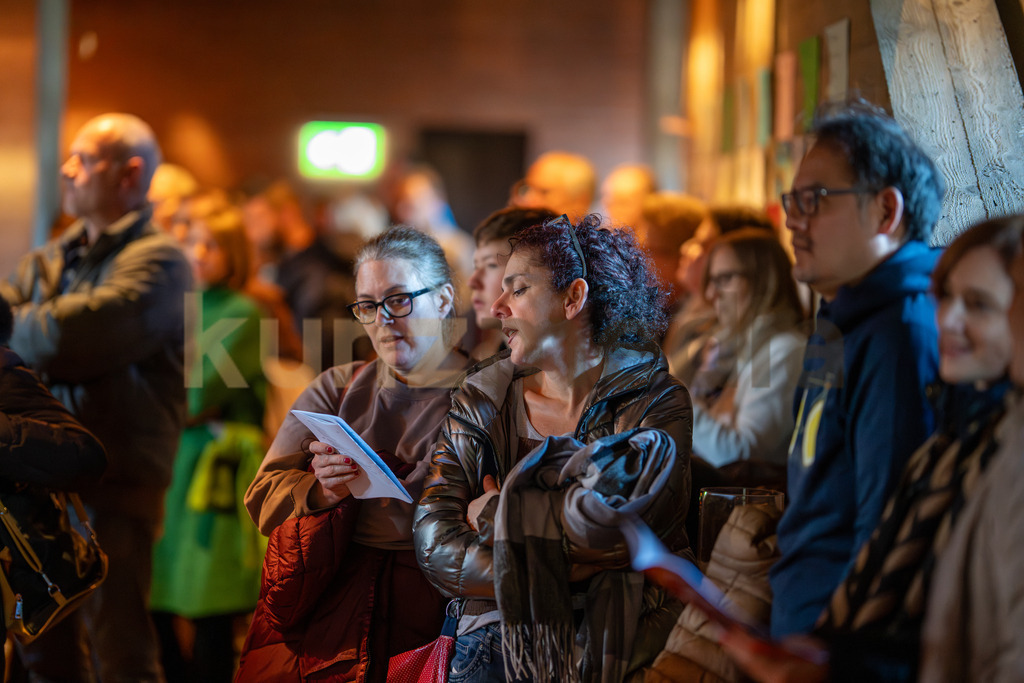 039_Weihnachts-Singen mit Bo Katzman und dem Feelgood-Chor_kunzmedia.ch | OnlineShop für Bilder kunzmedia.ch