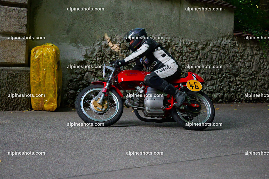 P1015400 | Erleben Sie atemberaubende, hochqualitative Fotos Ihrer Fahrt entlang der malerischen Alpenstraßen. Besuchen Sie alpineshots.com, um professionelle Aufnahmen Ihrer unvergesslichen Reise zu finden und zu kaufen - Realisiert mit Pictrs.com