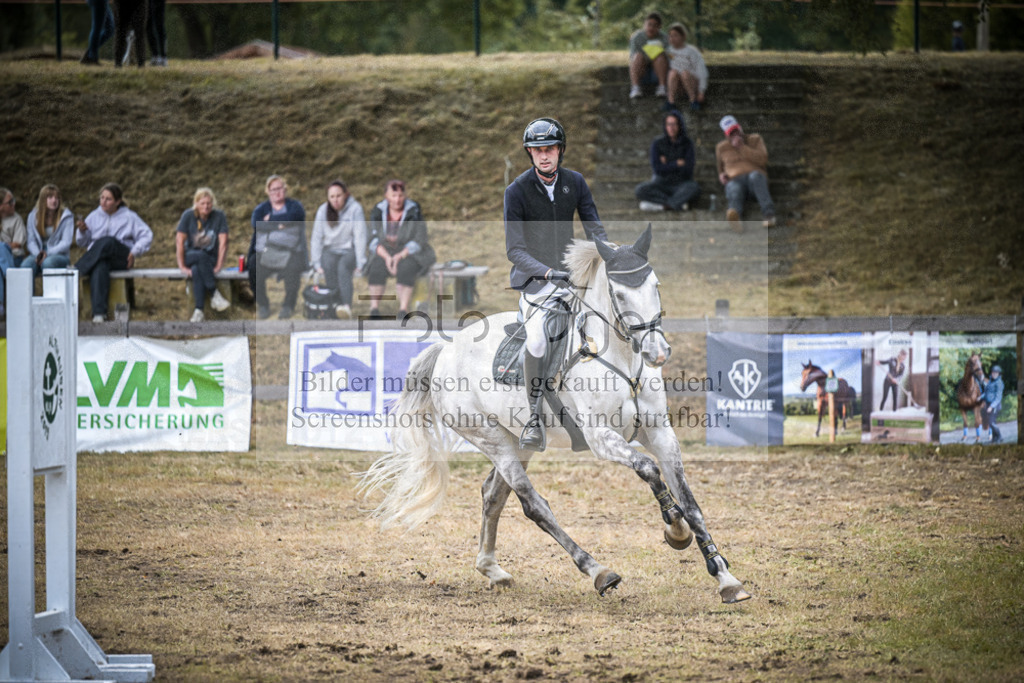 DOS_0573 | Entdecke hochwertige Reitturnierfotos von Foto Oger. Professionell, emotional und authentisch – jetzt Lieblingsmomente im Shop bestellen.Deutschlandweite Turnierfotografie. - Realisiert mit Pictrs.com