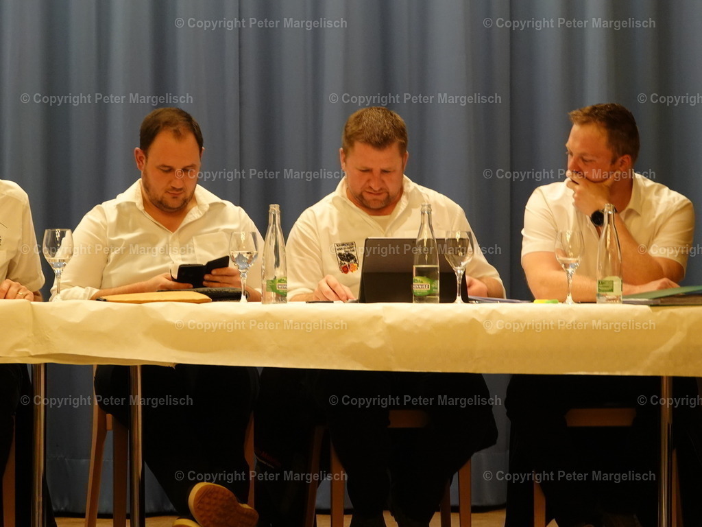 DSC06001 | Schwingen - Realisiert mit Pictrs.com