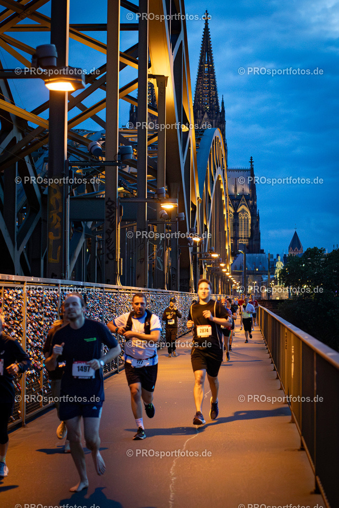 22. Nachtlauf des ASV Koeln; Koeln, 28.05.25 | Impressionen vom 22. Nachtlauf des ASV Koeln am 28.05.25 in der Altstadt von Koeln (Deutschland). Foto: BEAUTIFUL SPORTS/Bernd Hoffmann