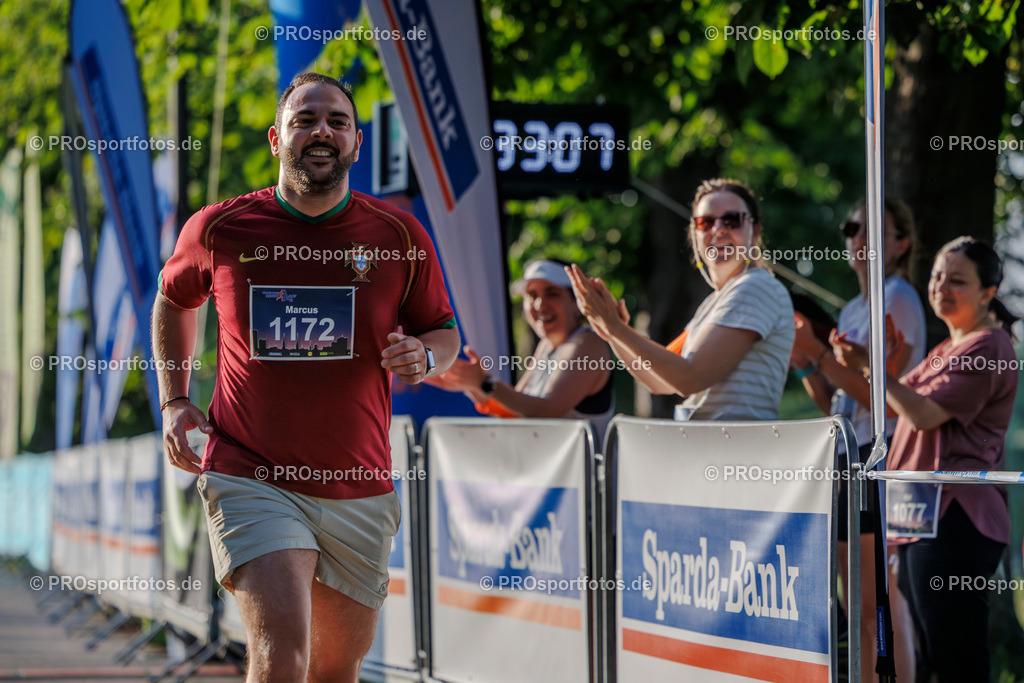Sparda-Bank Nachtlauf Bonn; Bonn, 18.06.2025 | Impressionen vom Sparda-Bank Nachtlauf Bonn am 18.06.2025 in Bonn (Nordrhein-Westfalen). 