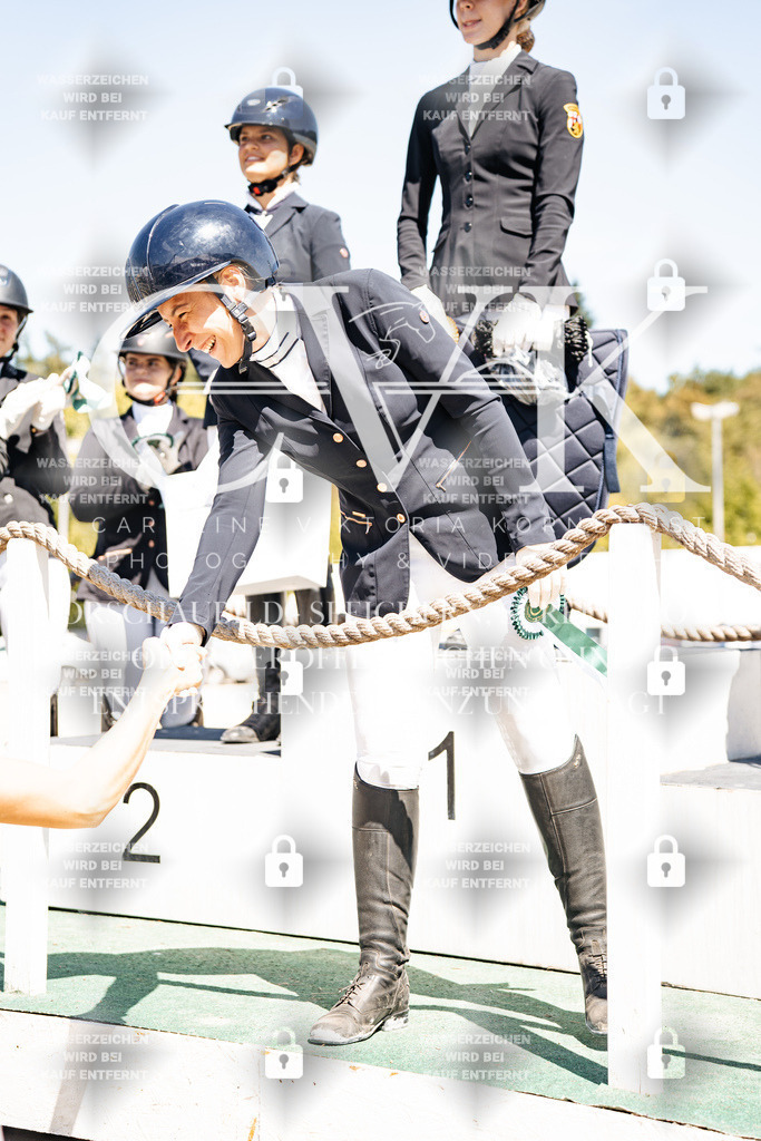CK704953 | Turnierfotografie Pferdefotografie Trier Rheinland-Pfalz Pferdesport Reitsport Tierfotografie Sportfotografie Pferdevideo Pferdevideografie Equestrianvideography equestrianphotography  - Realisiert mit Pictrs.com