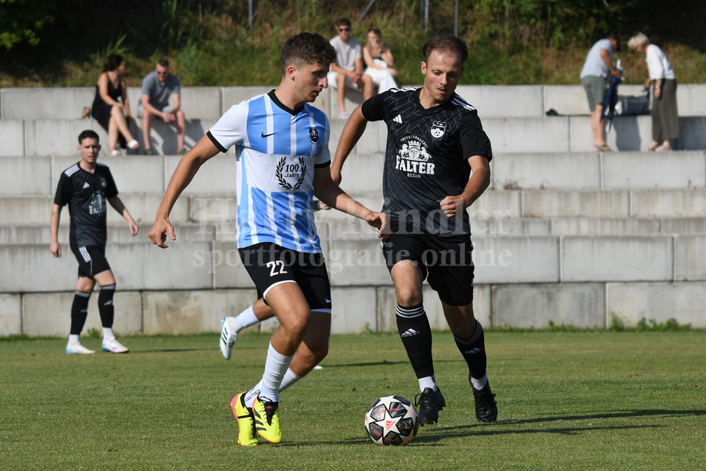 Testspiel SV  Winzer (Kreisliga Straubing) : SpVgg Niederalteich ( Bezirksliga Ost) | Erik Späth (#22 SV Winzer) Neuzugang SV Deggenau - Realisiert mit Pictrs.com