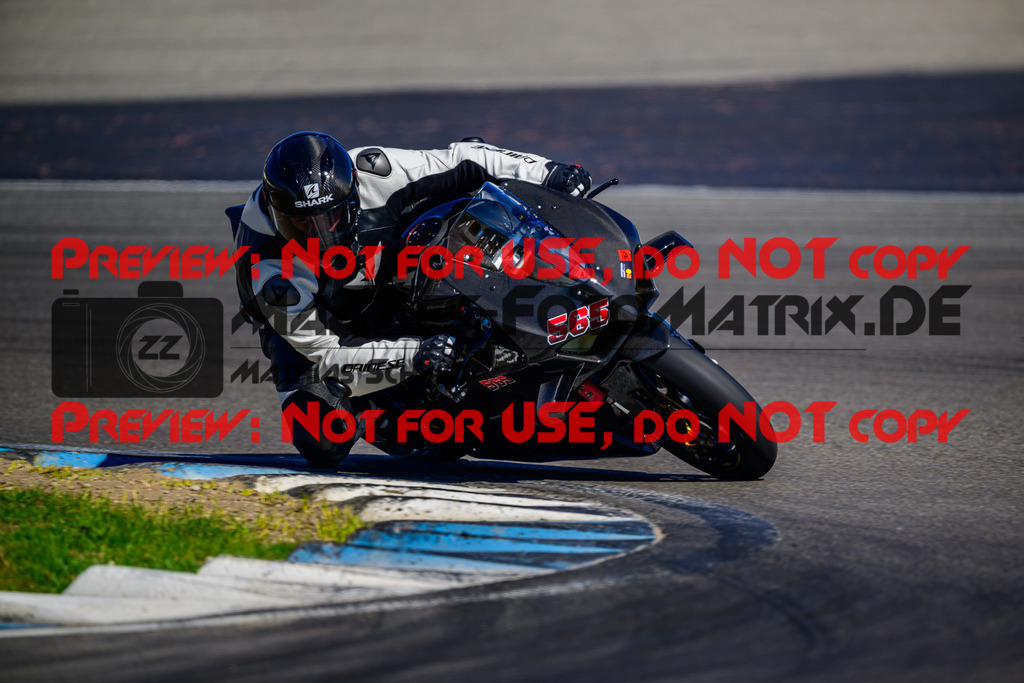 MaZZes_Fotomatrix_20250407_6007705_3944 | ROT