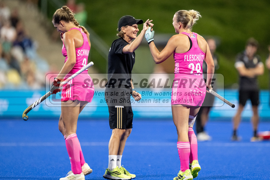 EM HF Danas - Belgien 4-3 15.10.25 SG-6224 | Hockey,Sport,Fieldhockey,1.Bundesliga,2.Bundesliga,Sportfotografie,Shop,Sportphotography,Feldhockey,Hockeyliga
