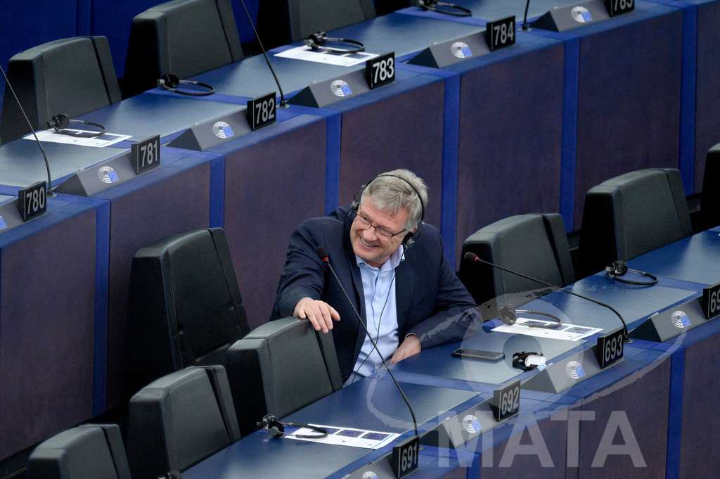 _DWI0215 | Jörg Meuthen (MdEP 2019-2024, Fraktionslos, DE)  bei Wiederaufnahme der letzte Plenarsitzung. Das Europäische Parlament in Straßburg, 22.04.2024
 - Realisiert mit Pictrs.com