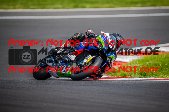 MaZZes_FotoMatrix_220508_93655 | Fotograf Mathias Schmid
Sportfotograf,
Eventfotograf,
Hochzeitsfotograf,
Portraitfotograf