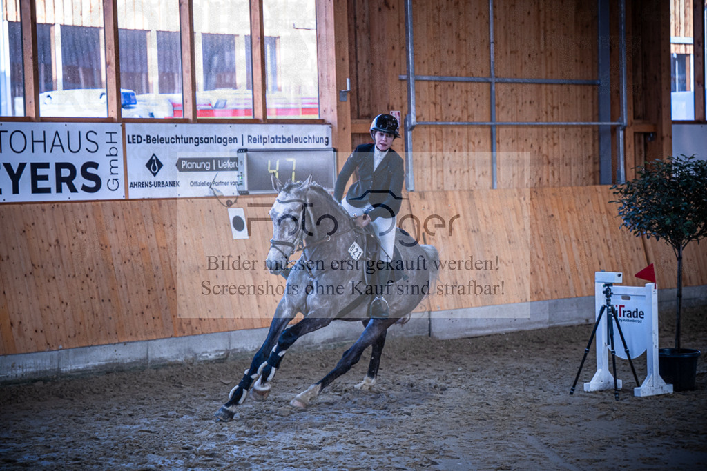 DOS_0827 | Entdecke hochwertige Reitturnierfotos von Foto Oger. Professionell, emotional und authentisch – jetzt Lieblingsmomente im Shop bestellen.Deutschlandweite Turnierfotografie. - Realisiert mit Pictrs.com