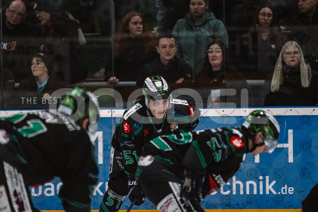 Alligators_vs_Erding_01_02_2026-08 | Höchstadt Alligators Fotogalerie: Eishockey-Action aus Franken. Professionelle Spielfotos, Portraits & Stadionbilder zum Download. Jetzt entdecken! - Realisiert mit Pictrs.com