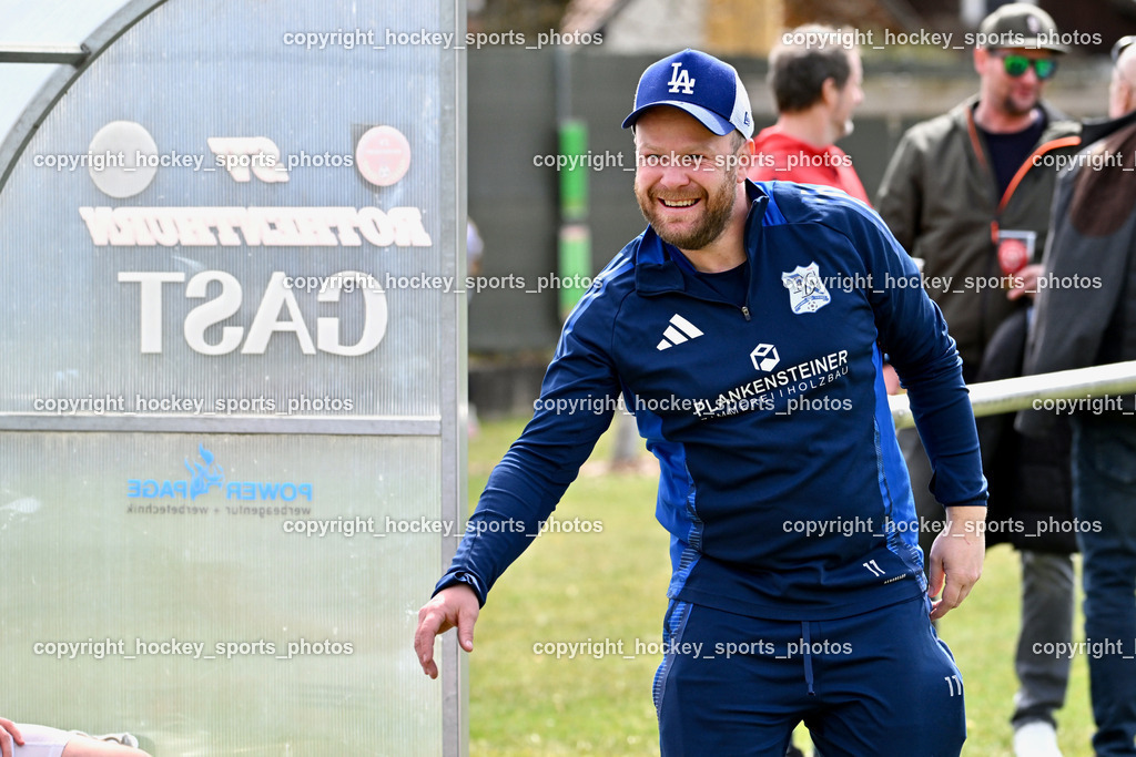 SV Rothenthurn vs. FC Dölsach | Headcoach FC Dölsach Andreas Wenger, SV Rothenthurn vs. FC Dölsach, SV Rothenthurn vs. FC Dölsach am 04.04.2026 in Rothenthurn (Sportplatz Rothenthurn), Austria, (Photo by Bernd Stefan)