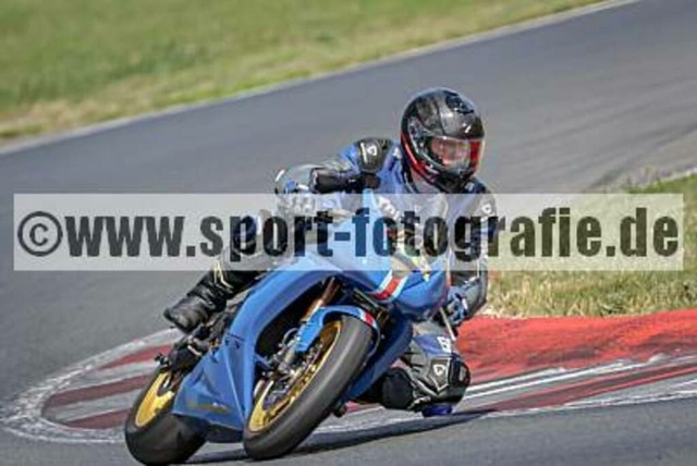 spof2270 | Professionelle Fotos von Sportveranstaltungen, aber auch Hochzeiten und anderen Events. - Realisiert mit Pictrs.com