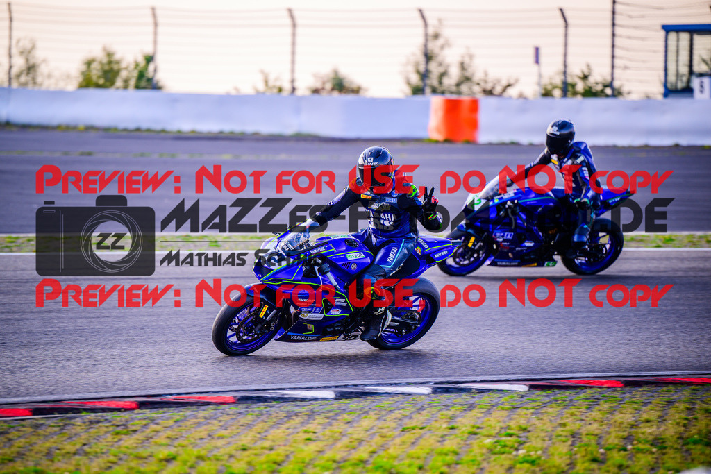 MaZZes_FotoMatrix_240901_6021986_3478 | R7