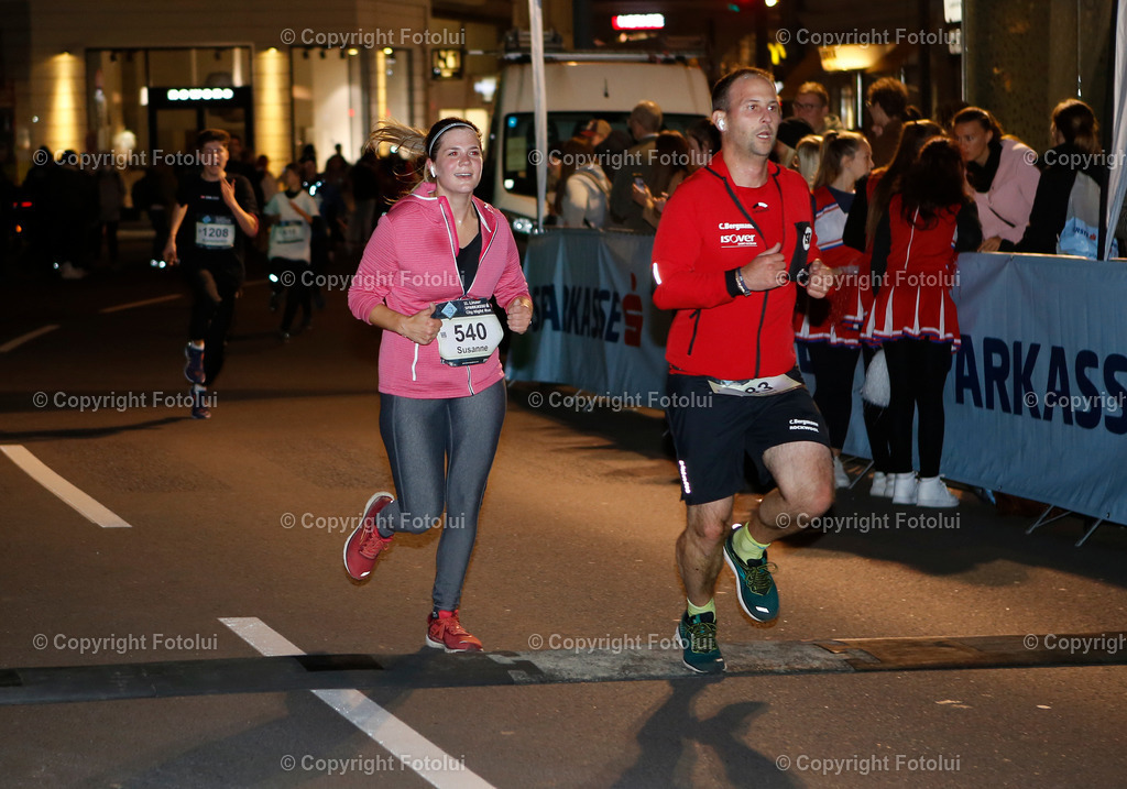 LINZERSPARKASSECITYNIGHTRUN_27 | bilder, linz, photo, foto, fussball, sport, fotolui, bundesliga