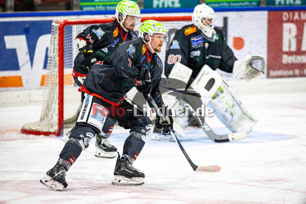 Peißenberg MINERS gegen ESC Kempten SHARKS | Eishockey Bayernliga 2025/26 Vorrunde 12. Spieltag, Peißenberg MINERS gegen ESC Kempten SHARKS, 20251121,Weiland PARRISH (MINERS 13) in Aktion,2025-11-21 in Peißenberg (flatbuy Arena Peißenberg), Weiland PARRISH (MINERS 13)Copyright: WolfgangxLindner www.foto-lindner.de
