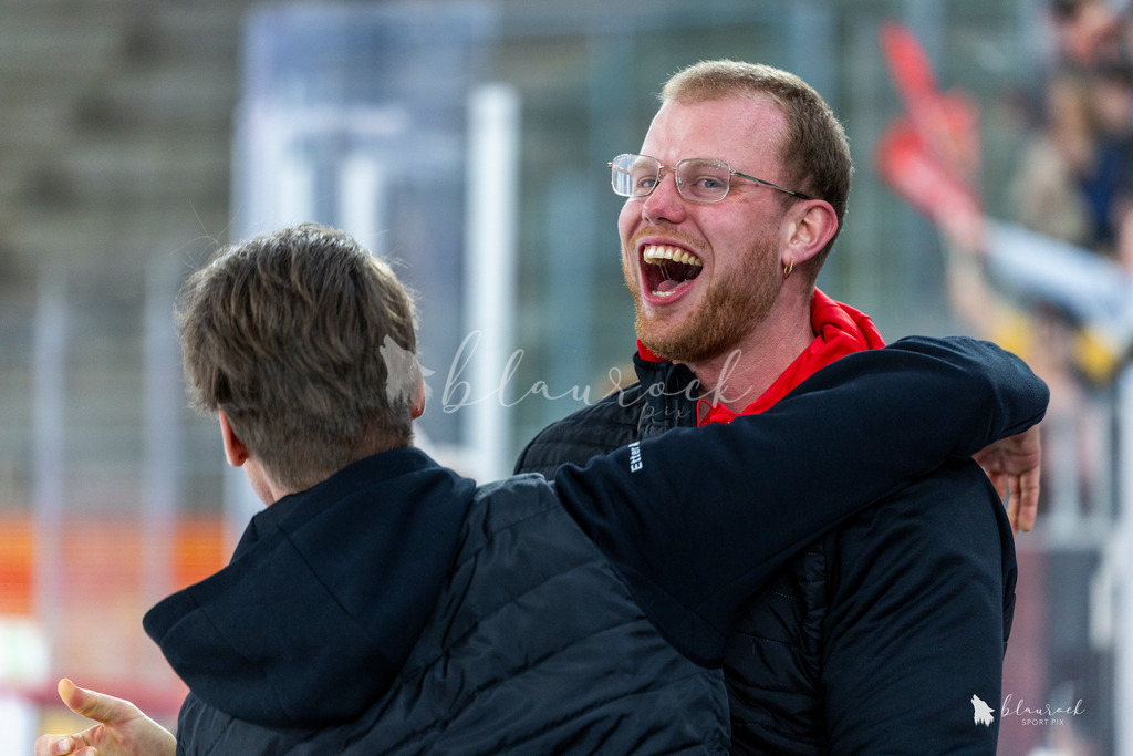 U21 Elit_EHCB vs GCK Lions _5-57 | Sportbilder, Sportfotograf, Hochzeits- und Eventfotografin, Flugshows, Portraits und Tiershooting, Aviation, Downhill, Nationalleague, Swissleague, International