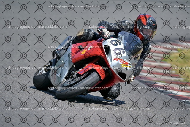 25bt04-0741 | markuskiefer.com - Realisiert mit Pictrs.com
