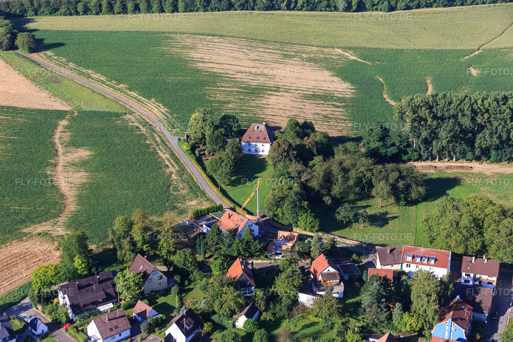 Luftbild: Lindenstr im Ortsteil Hohenwettersbach in Karlsruhe im Bundesland Baden-Württemberg in Deutschland. Foto: IMG_092948.jpg vom 13.08.2016 durch Werner Riehm/FLY-FOTO.de