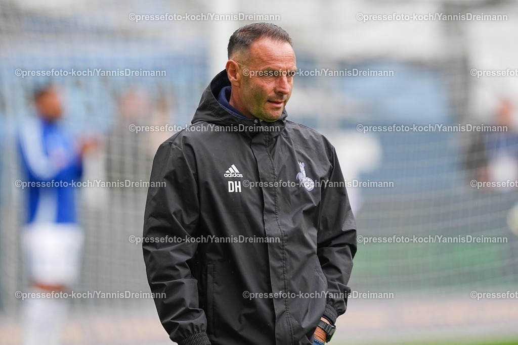 xYDR24052501002 | 24.05.2025, xydrx, Fußball, Finaltag der Amateure, Finale Niederrheinpokal, MSV Duisburg - Rot-Weiss Essen, Schauinsland-Reisen Arena: Dietmar Hirsch (Cheftrainer MSV Duisburg)
