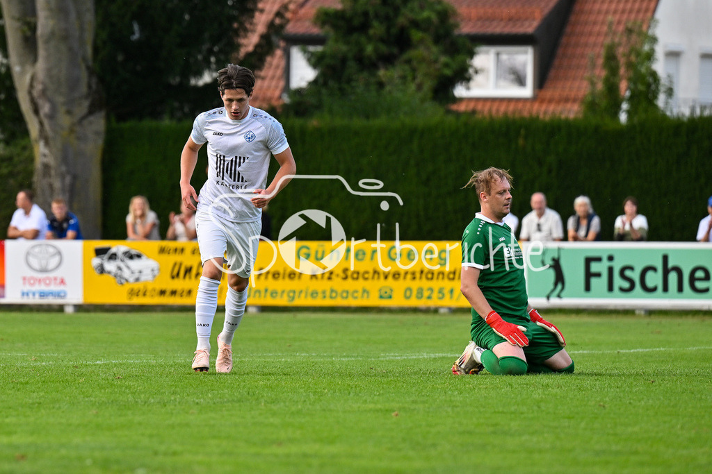 BC Aichach - SF Bachern | Jubel nach 3-0 Aichach 18