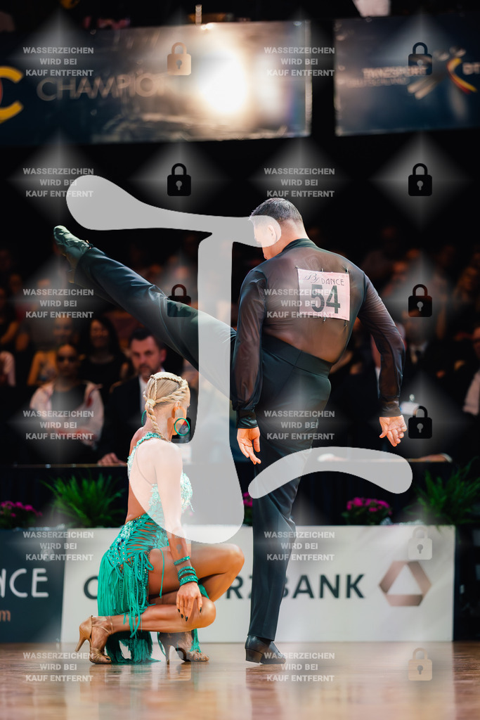 GOC 2025 - WDSF GrandSlam Latin 6th (54) Artur Balandin _ Anna Salita (Germany)-2025-08-23-5133 | Webshop for digital downloads and prints of dance sport, event & show photographer Julian Link - Realisiert mit Pictrs.com