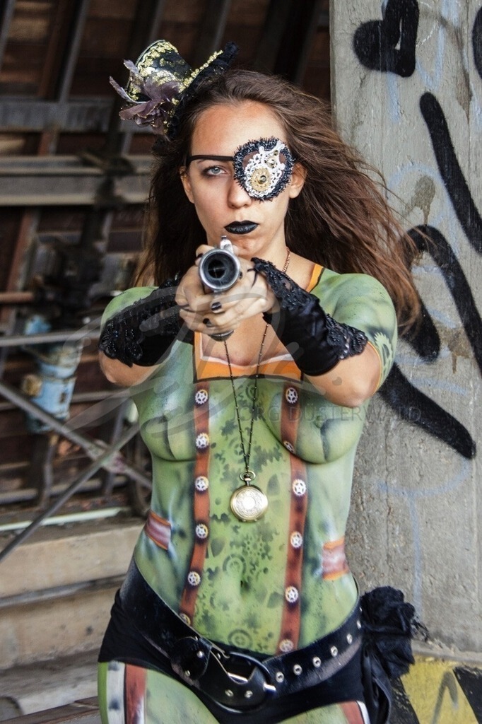 Bodypainting-STEAMPUNK_9860a | #004 | Modell: Ann-Kristin | Foto: Frank Schneider - Realisiert mit Pictrs.com