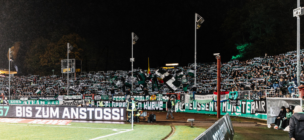 SC Preußen Münster - Fortuna Düsseldorf 1895 | Das ist die Fotodatenbank für authentische Sportfotografie aus Münster: Markus Paletta fotografiert Teams, Sportler:innen, Kinder, Events & Unternehmen. - Realisiert mit Pictrs.com