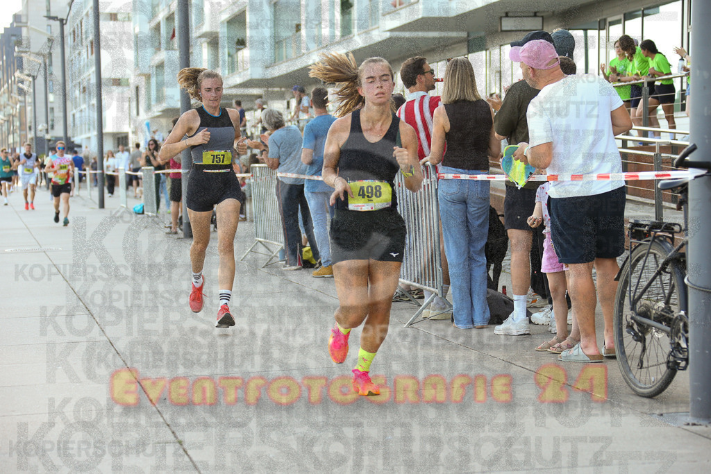 250920_1446_EX1_7498 | Sportfotografie im Rhein-Sieg Kreis, Köln, Bonn, NRW, Rheinland Pfalz, Hessen, etc. Unser Tätigkeitsfeld umfasst den Laufsport vom Volkslauf über den Marathon, Duathlon, Triathon bis zum Ultralauf wie Kölnpfad Ultra oder Schindertrail.