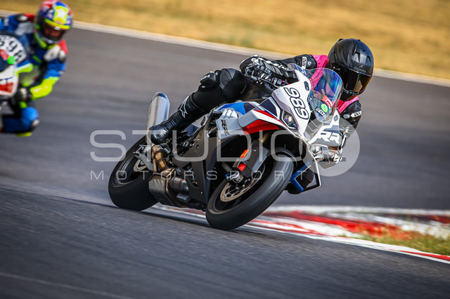 0989-250706LR-003_989 | Deine Full-Service-Agentur für ✔️Videoproduktionen und ✔️Motorsportfotografie Jetzt Angebot anfragen!