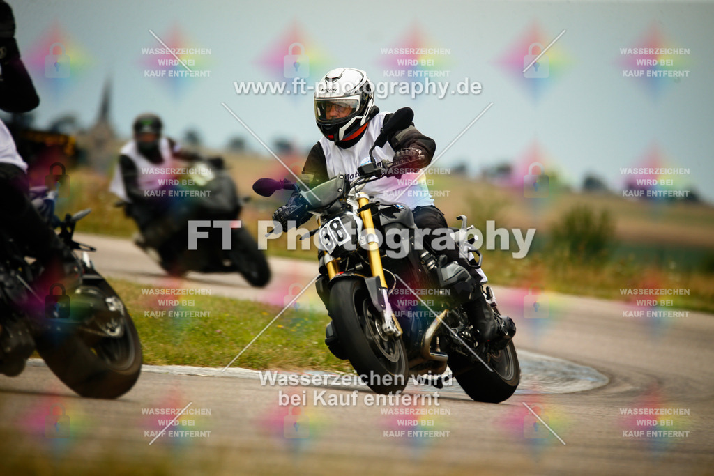 _MOT6863 | Hier findet Ihr Bilder von Touristenfahrten auf der Nürburgring Nordschleife oder von anderen Veranstaltungen die ich besucht habe. Viel Spass beim Durch Schauen 